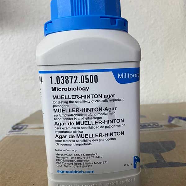 مولر هینتون آگار  Mueller Hinton Agar برند مرک با کد 103872 یک محیط کشت جامد (پودری) افتراقی و انتخابی 